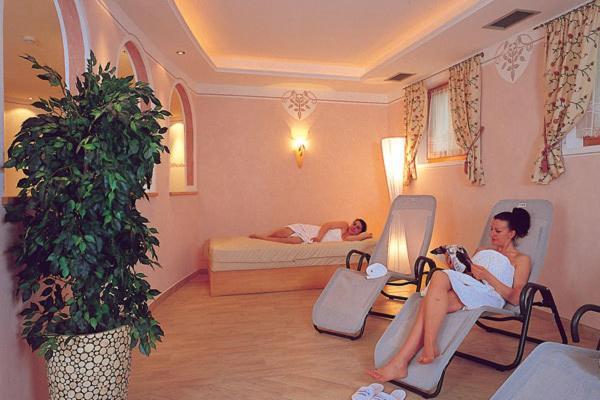 Hotel San Leonardo 巴迪亚 外观 照片